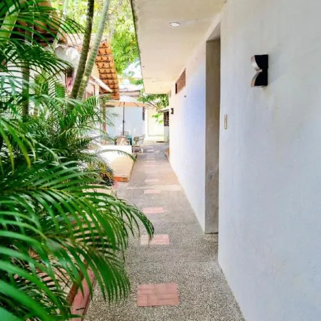 San José House