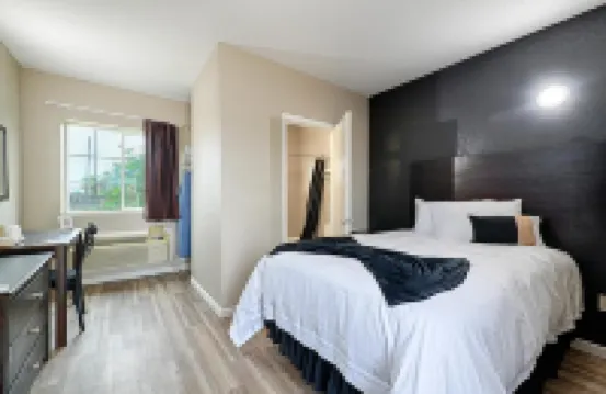 โรงแรม ดิลลีย์ แกรนด์