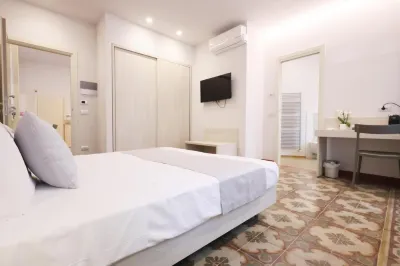 Palazzo Belli Hotels near Cattedrale di San Lorenzo