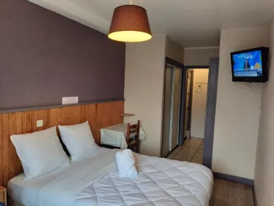 La Caravelle Hotels near Gymnase du Parc des Fêtes