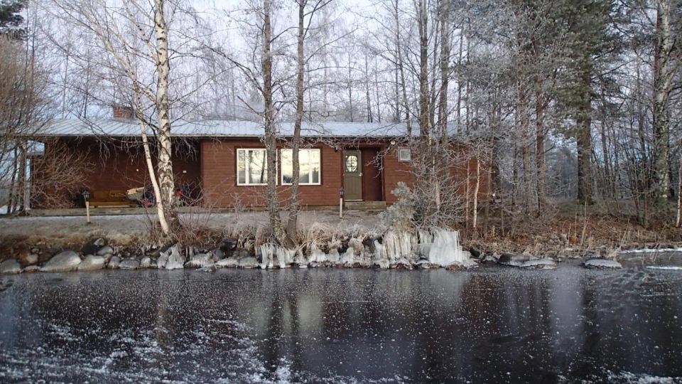 Lomasaaret Cottages