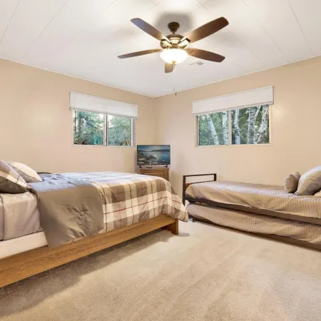 Robinhood Chalet #2277