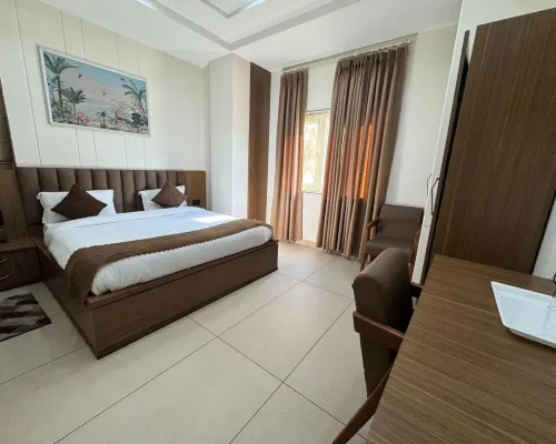 Gokul Dham Hotels in Haridwar