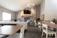 AmericInn by Wyndham Sturgeon Bay