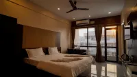 Hotel New Sagar Priya - Balcony