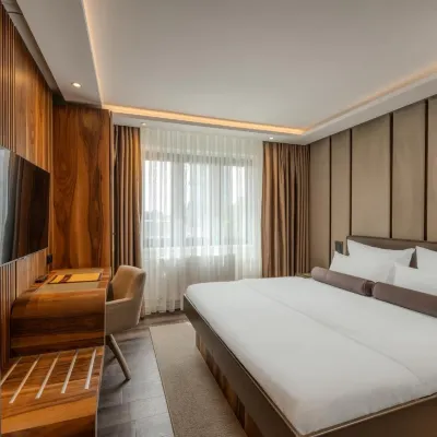 هوتل كلاسيك برلين Hotels near راو