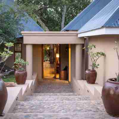Shimungwe Lodge, Thornybush Game Reserve Hotel Exterior