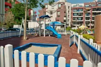 Admiral Plaza Holiday Apartments