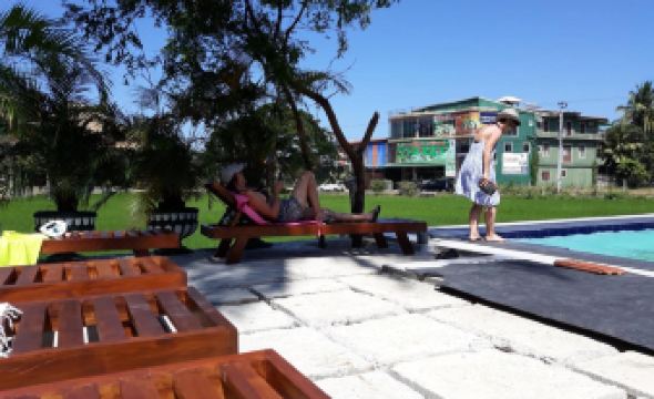 Traveller's Home Hotel