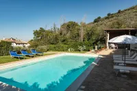 Agriturismo Monte Cologna Hotels in Foligno