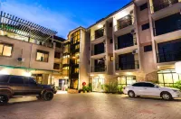 Marie's Royale Hotel