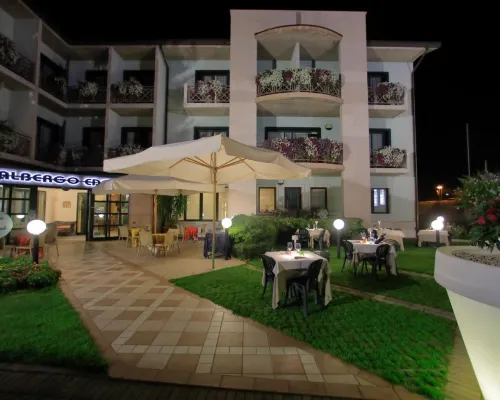 Hotel Eden Area Publik Photos