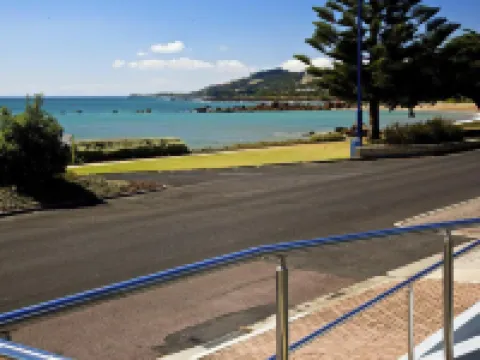 Penguin Beachfront Apartments Hoteles en Penguin