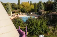 Domaine de La Bégude Hotels in Claviers