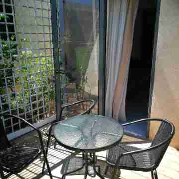 Q Village - Poleg Beach Rooms