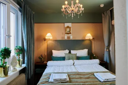 Hotell Bäckagården Отели в г. Tomelilla