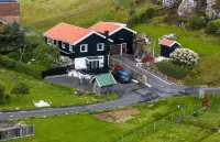 Unique Location - Bodanes - Hoydalar - 6 BR Villa Hotels near Eysturoy Tunnel