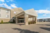 Country inn and Suites by Raddison South Haven Hotels in Casco Township