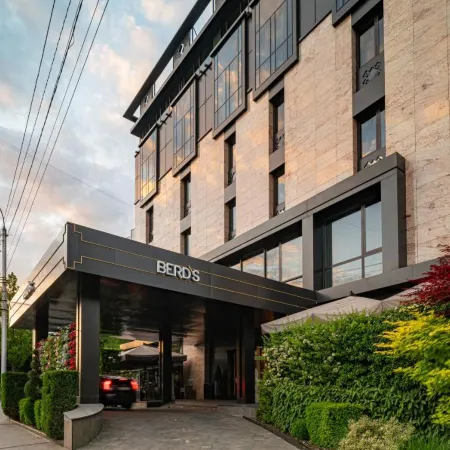 BERD'S Hotel