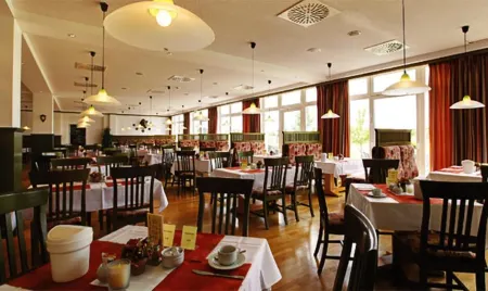 Landsitz-Hotel Отели в г. Герсвальде