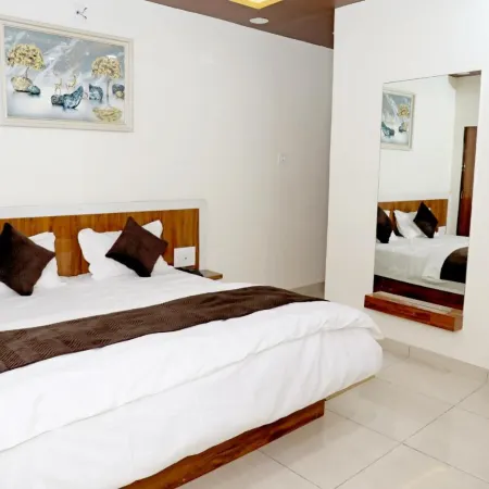 Radhe Krishna Hotel and Restaurant