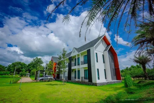 Malangpor Hotel Hotels in Chiang Kham District