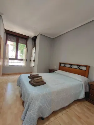 Hostal Abastos - 2 ดาว