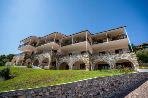 La Luna Hotel