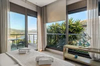 Christie's Luxury Suites by Dandy Hospitality