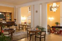 Logis Hotel Royal Saint-Mart Hotel a Durtol
