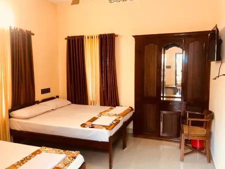 Bastian Homestay Отели рядом со станцией Metro  Aluva Railway Station