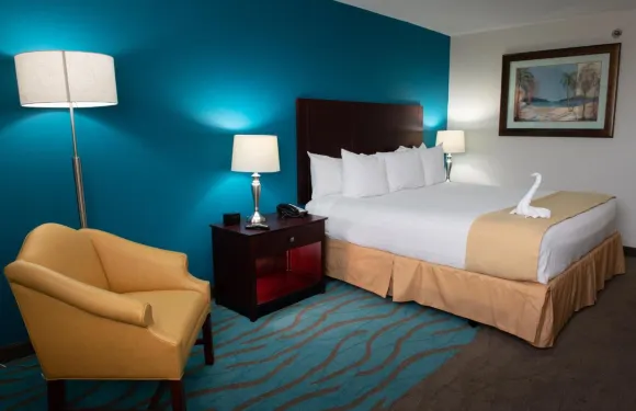 希爾頓彭思spark酒店