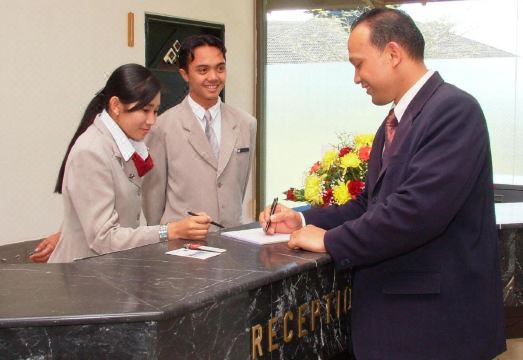 파리반 호텔 이미지