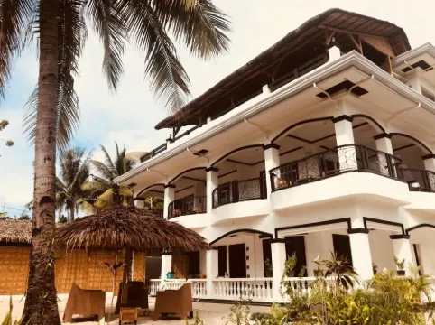 每日星期天酒店咖啡廳 聖菲酒店