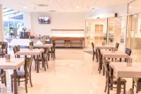 Stadthotel Donauwörth - 朝食
