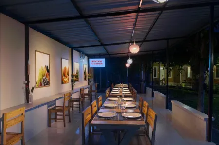 Rinjani Garden Syariah by Ecommerceloka Отели рядом с достопримечательностью «Бакит Селонг»