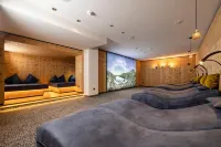 Thermal-Badhotel Kirchler Hotels in Madseit