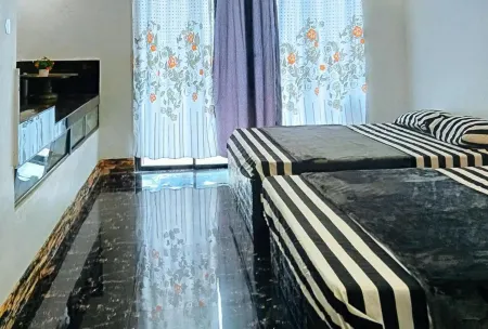 KriZLion Hotel Отели в г. Hinatuan