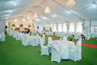 Sumai Hotel Apartment Hotels in Batu Buruk