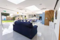 Legoland Heathrow Windsor Apartment Hotel