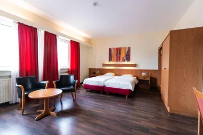 Logis Hôtel Acacia Haut Fourneau A 주변 호텔