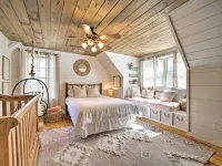 Ideal for Families! Lake Toxaway Getaway w/ Deck Hotels in Hogback