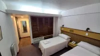 Costanera Hotel