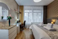 The Queen Luxury Apartments - Villa Liberty - balcony