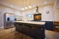 Kinclune Estate - House & Cottages - Bares
