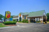 Super 8 by Wyndham Hull Street Midlothian/Richmond Area Hotels in Chesterfield County
