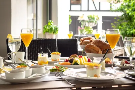 Hotel Kaiserhof Отели в г. Франкенберг