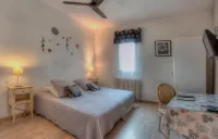 Logis le Printemps Hôtel Restaurant - Montélimar Hotels in Montelimar