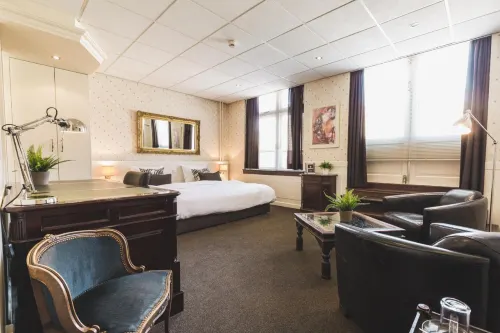 Queen Hotel - 3 estrellas