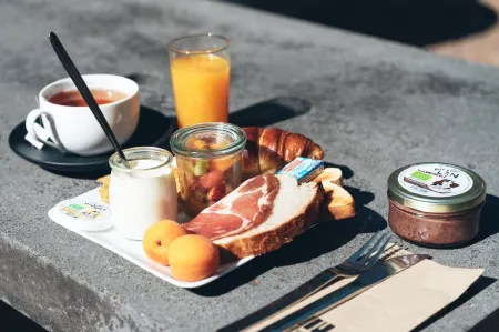 Urban Style les Fleurines Отели в г. Пюижурд